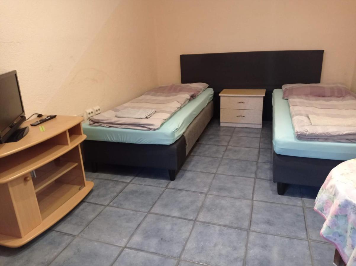 Gaestezimmer Sommer Locktow 外观 照片